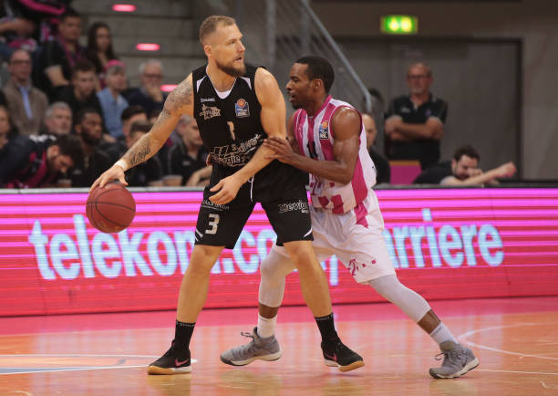 显得尤为重 显得尤为重