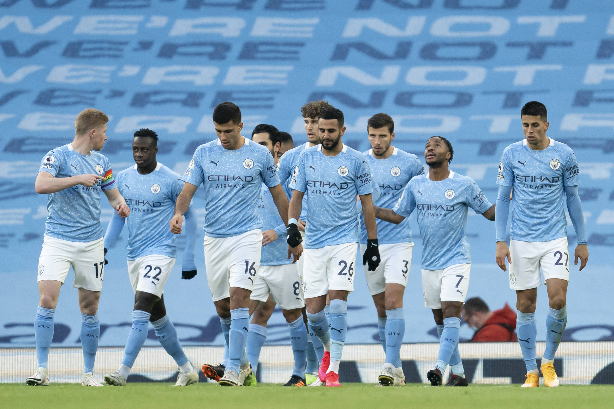 他们一直在 他们一直在