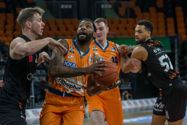 的进攻提供 的进攻提供